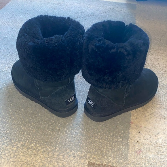 Uggs Australia classic Tall Essential Boots - Picture 12 of 12